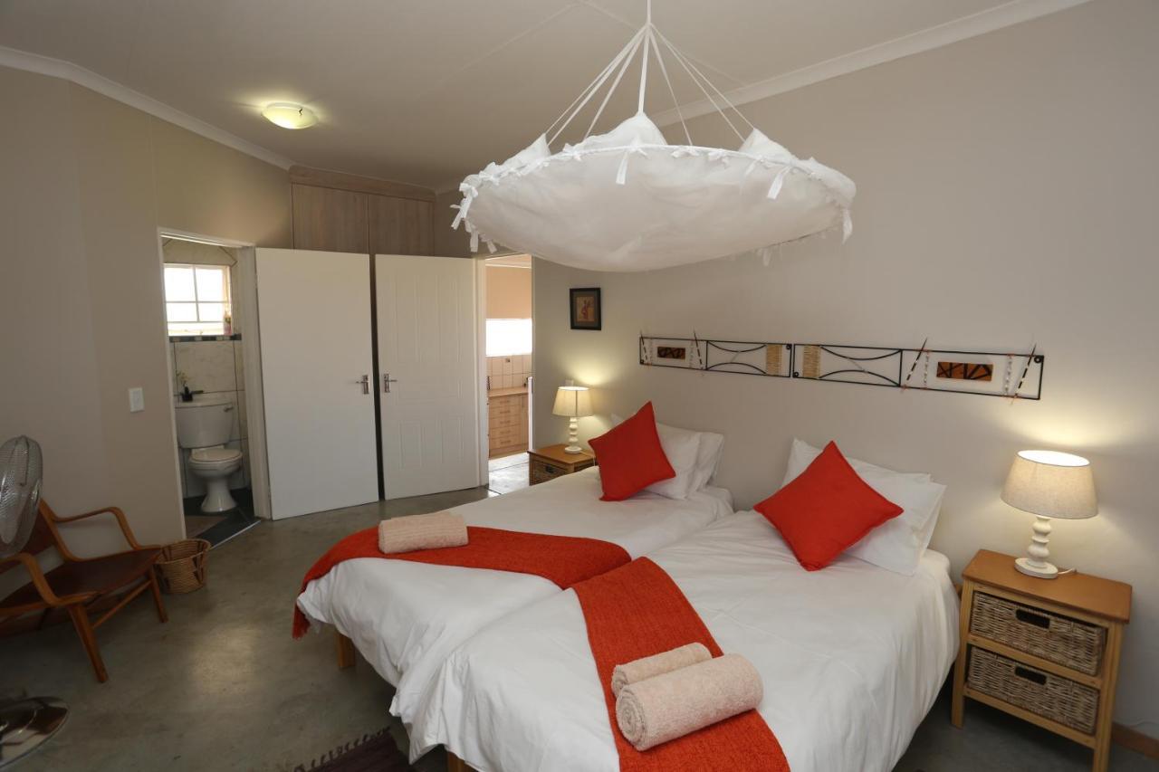 Orange House Self Catering Aus Exterior foto